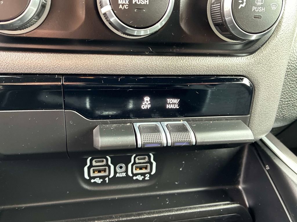 Used 2022 RAM 1500 Big Horn AWD/4WD image 30