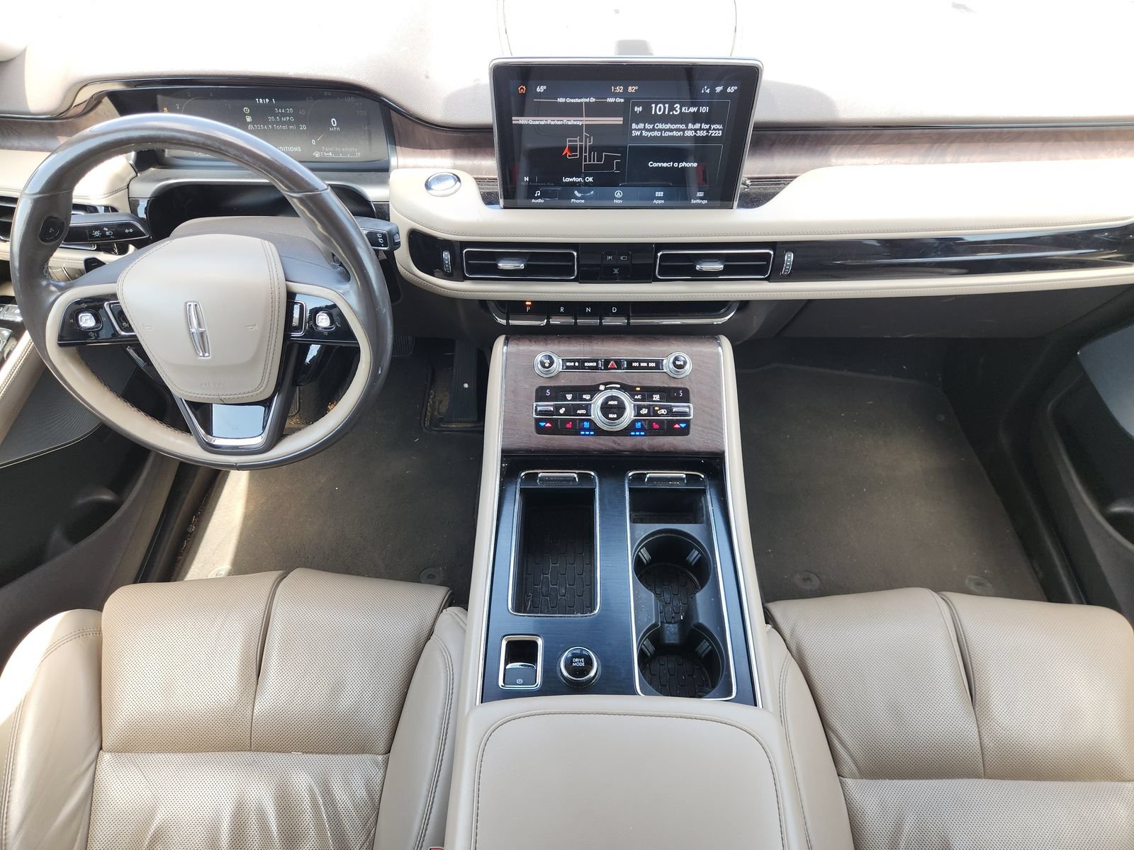 Used 2020 Lincoln Aviator Reserve w/ Equipment Group 202A AWD/4WD image 29