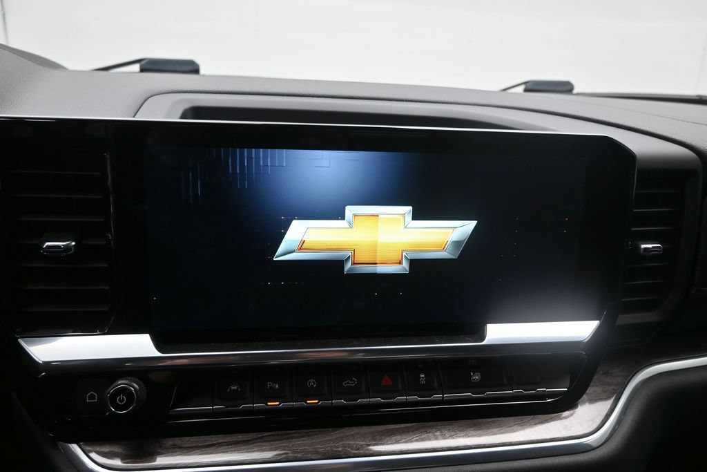Used 2022 Chevrolet Silverado 1500 LTZ RWD image 14