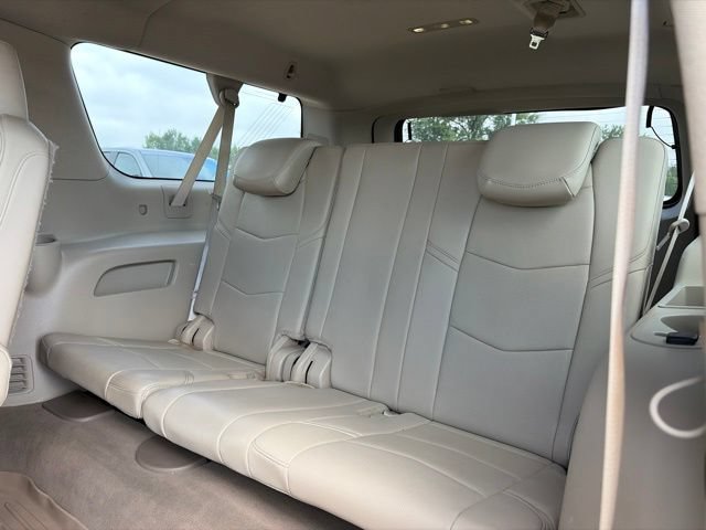 Used 2016 Cadillac Escalade ESV Premium AWD/4WD image 42