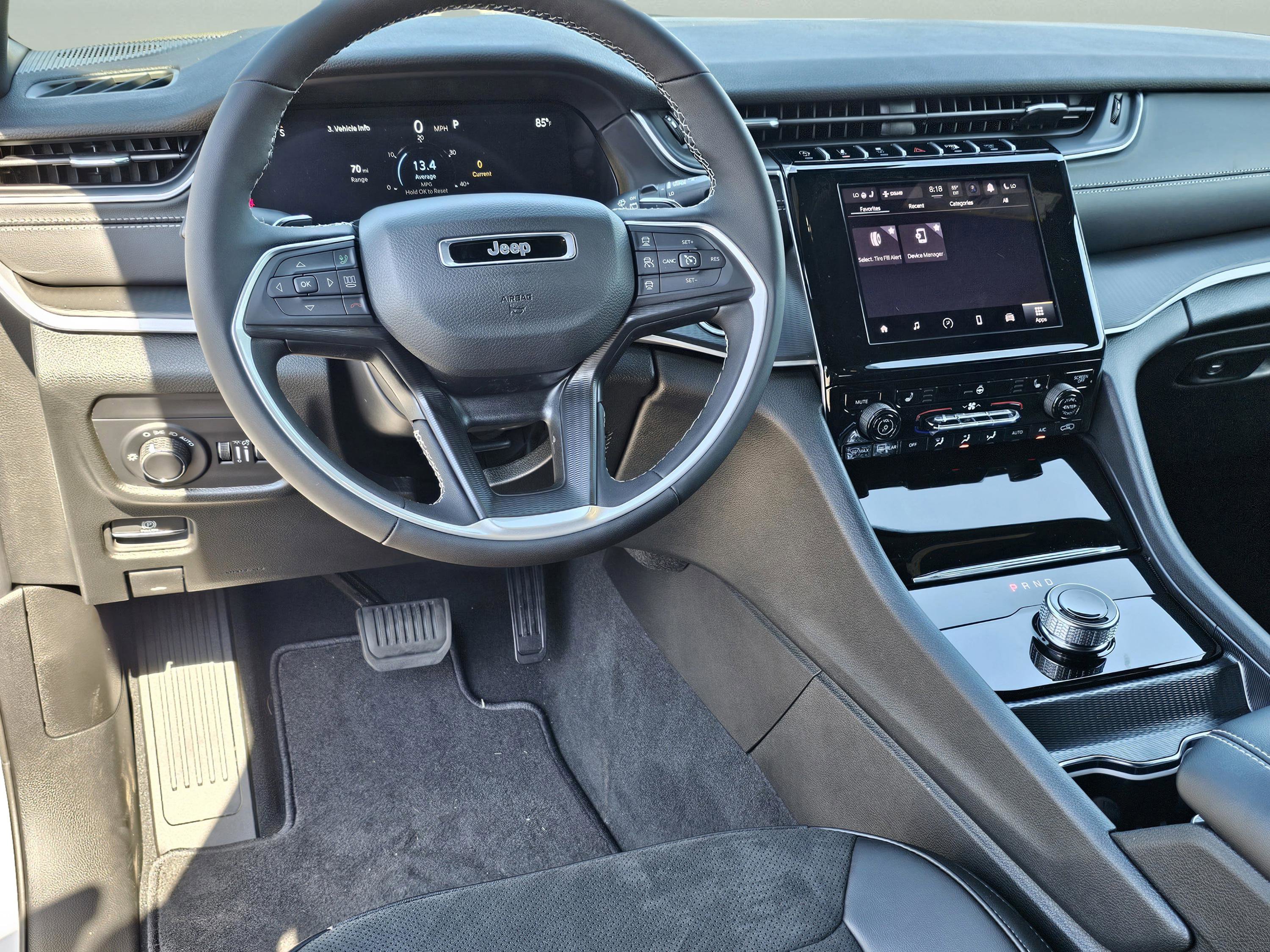 New 2025 Jeep Grand Cherokee L Altitude image 26