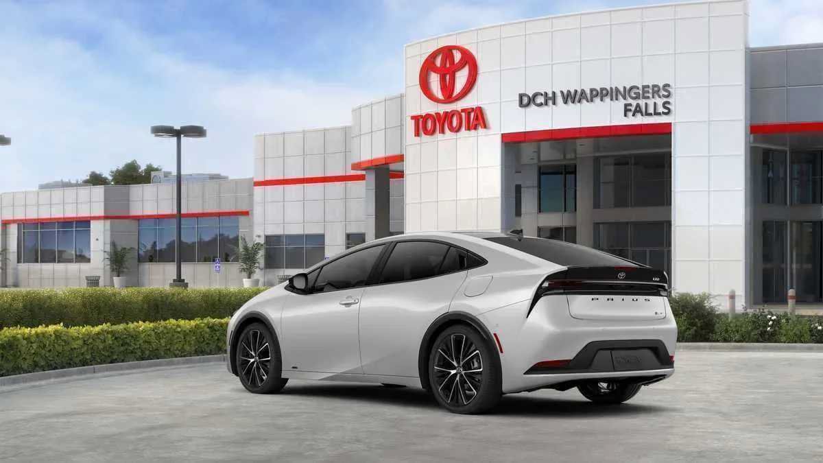 New 2026 Toyota Prius Limited AWD/4WD image 8