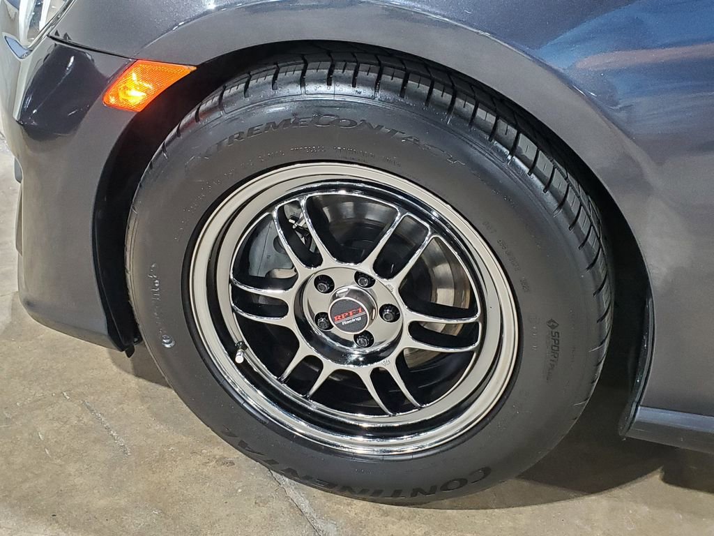 Used 2017 Subaru BRZ Premium w/ Popular Package #3 image 38