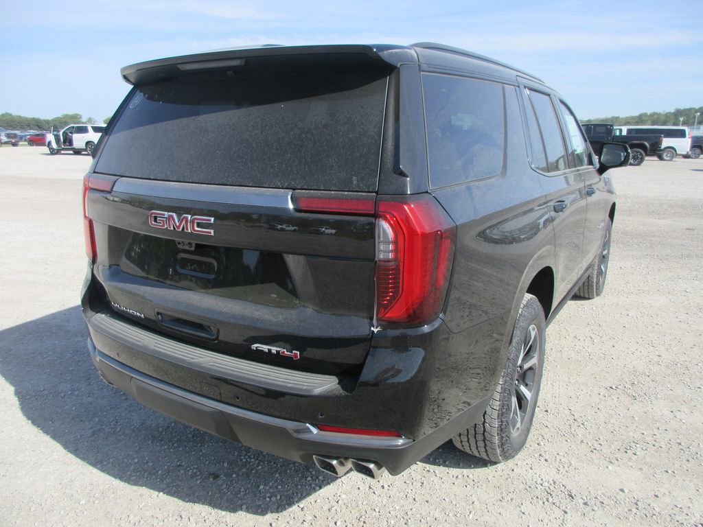 New 2026 GMC Yukon AT4 AWD/4WD image 4