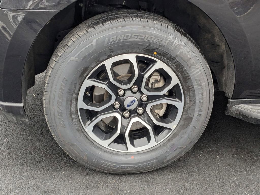 Used 2024 Ford Expedition Max XLT image 13