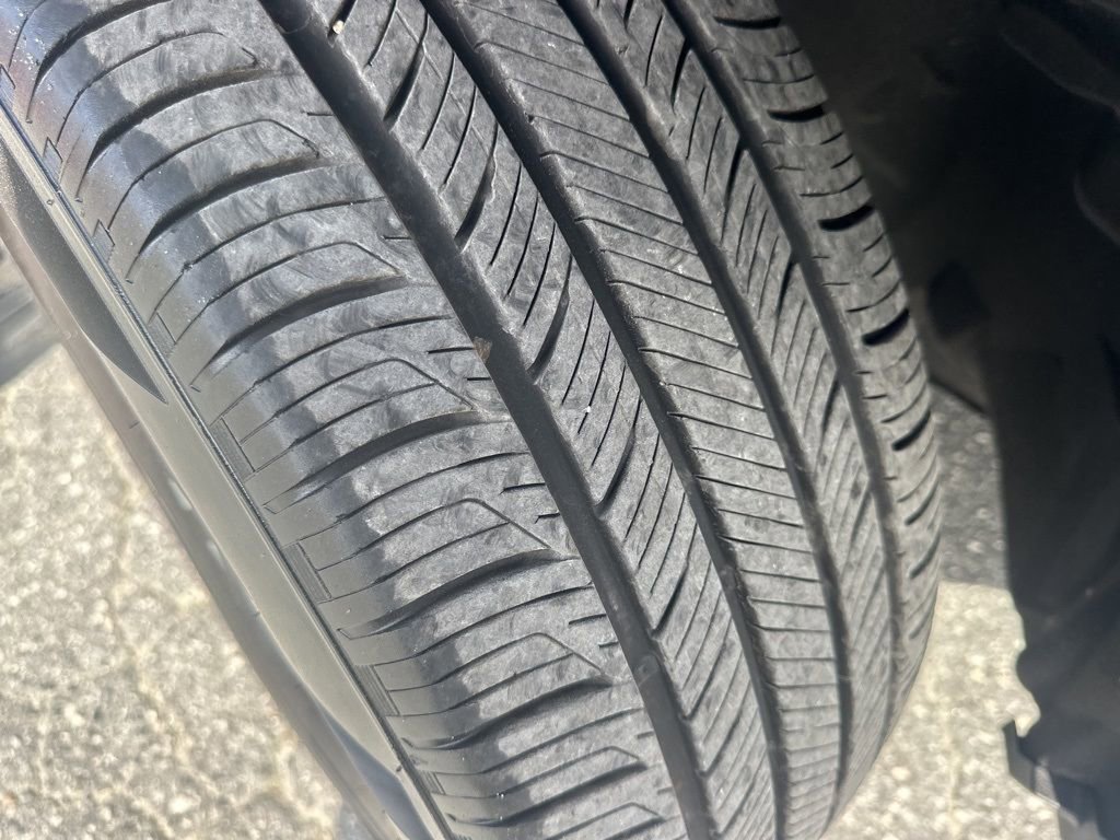 Used 2024 Ford Explorer XLT w/ Equipment Group 202A image 33