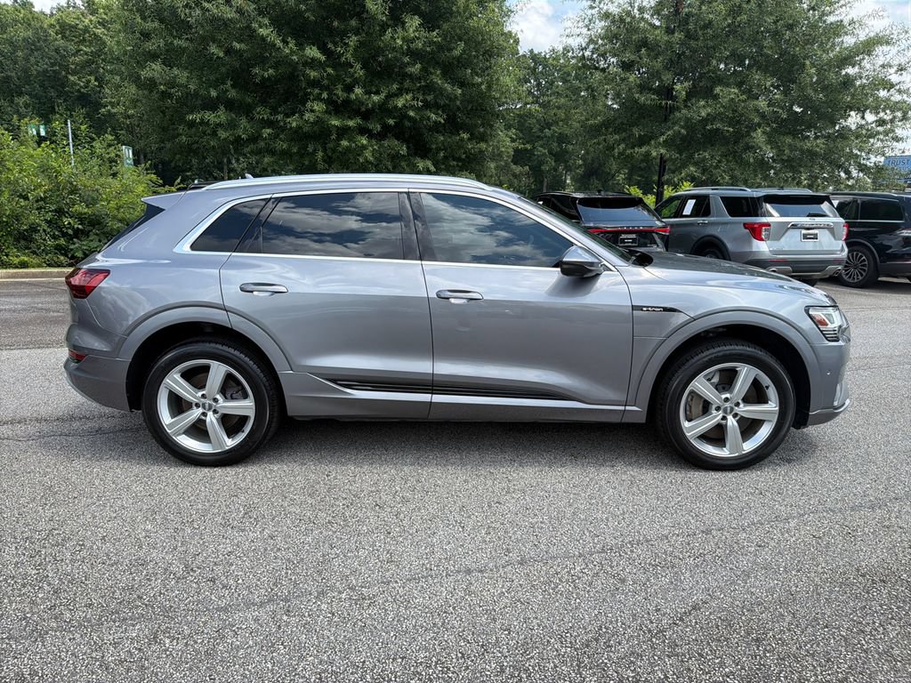 Used 2019 Audi e-tron Premium Plus AWD/4WD image 8