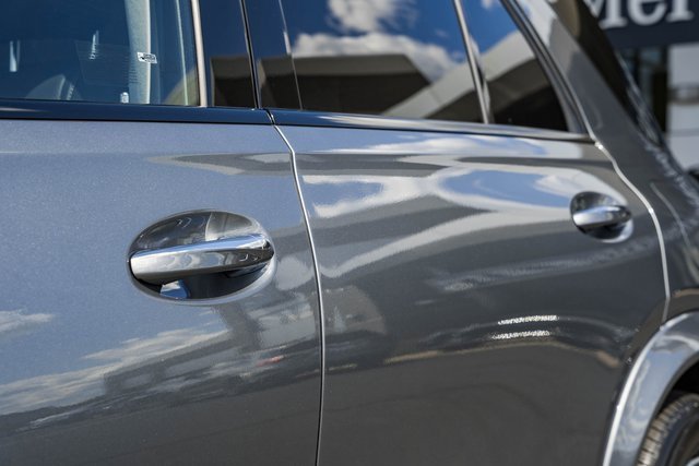 New 2026 Mercedes-Benz GLE 450e 4MATIC image 16