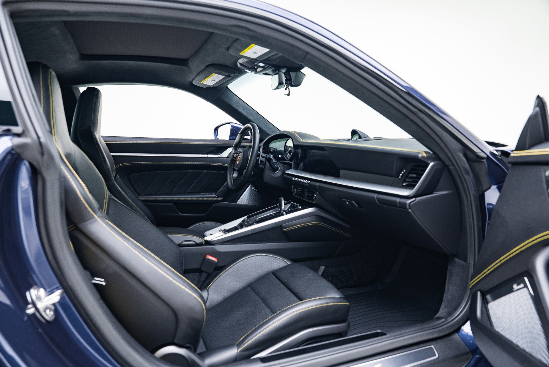 Used 2022 Porsche 911 Turbo S image 32