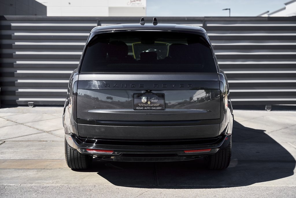 Used 2024 Land Rover Range Rover SE image 13