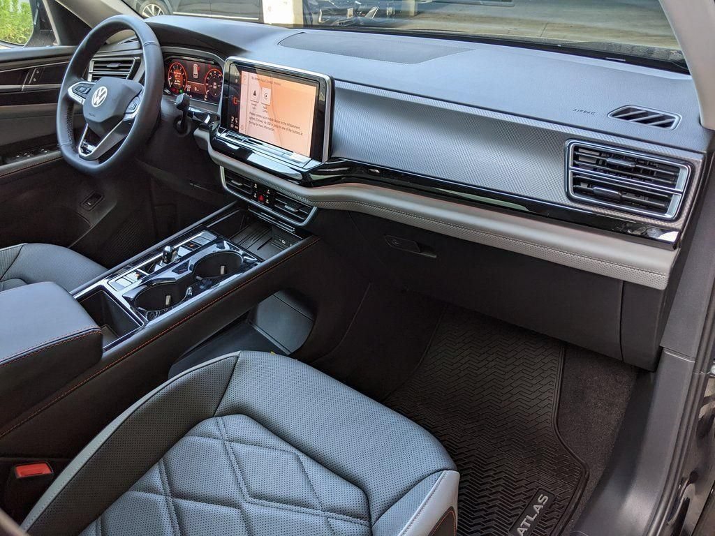 New 2026 Volkswagen Atlas Peak Edition AWD/4WD image 24