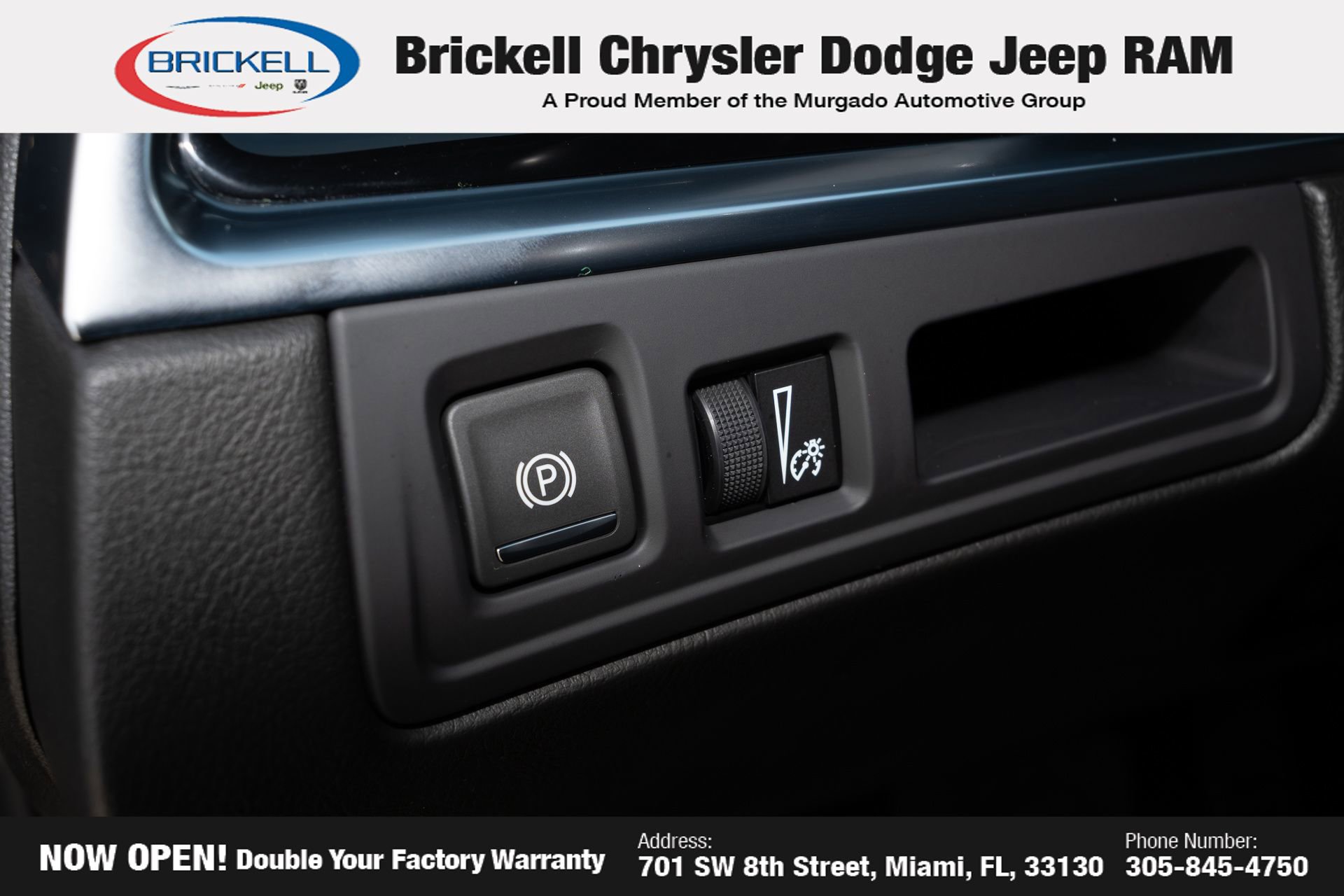 Used 2025 Cadillac XT6 Premium Luxury image 27