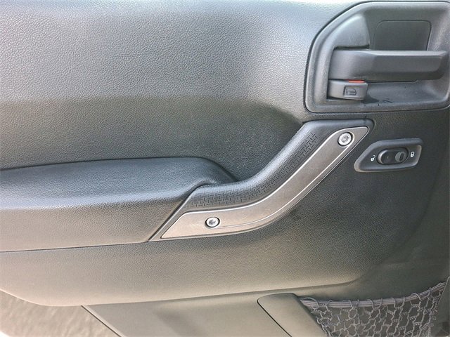 Used 2018 Jeep Wrangler Sport image 12