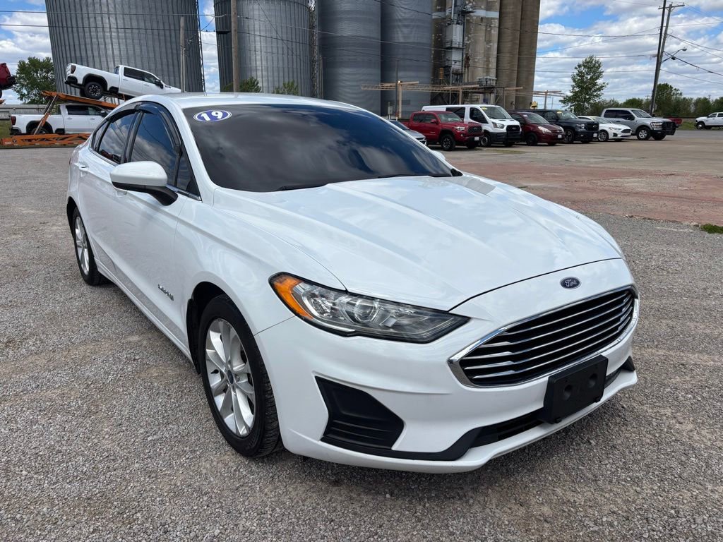 Used 2019 Ford Fusion SE