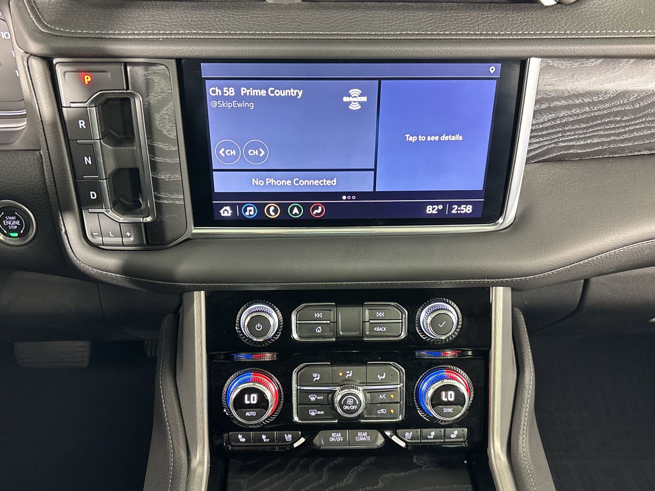 Used 2021 GMC Yukon XL Denali w/ Denali Premium Package RWD image 23