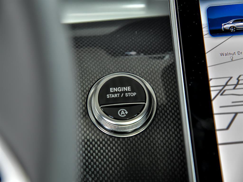 Certified 2025 Mercedes-Benz C 300 4MATIC Sedan image 20