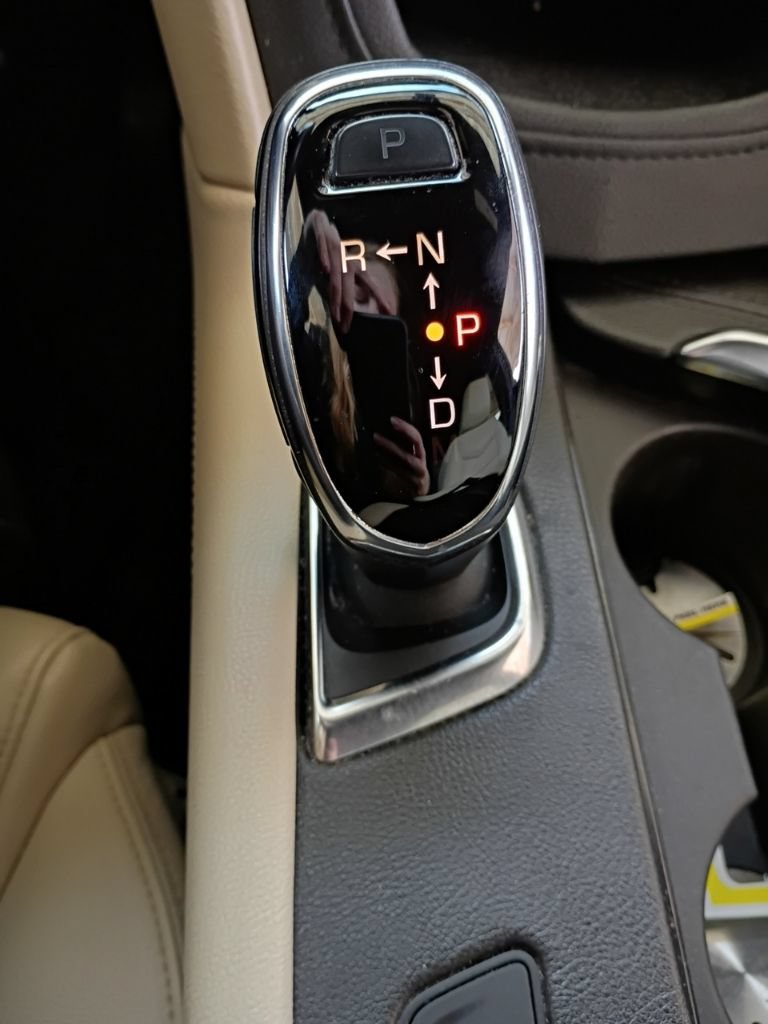 Used 2019 Cadillac XT5 FWD image 26