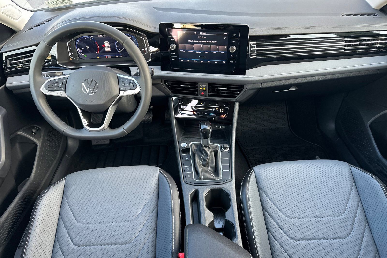 New 2026 Volkswagen Jetta SEL FWD image 11