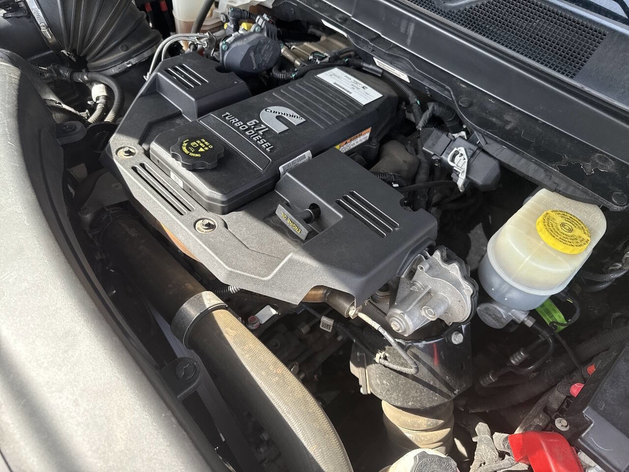 Used 2021 RAM 3500 Laramie AWD/4WD image 15