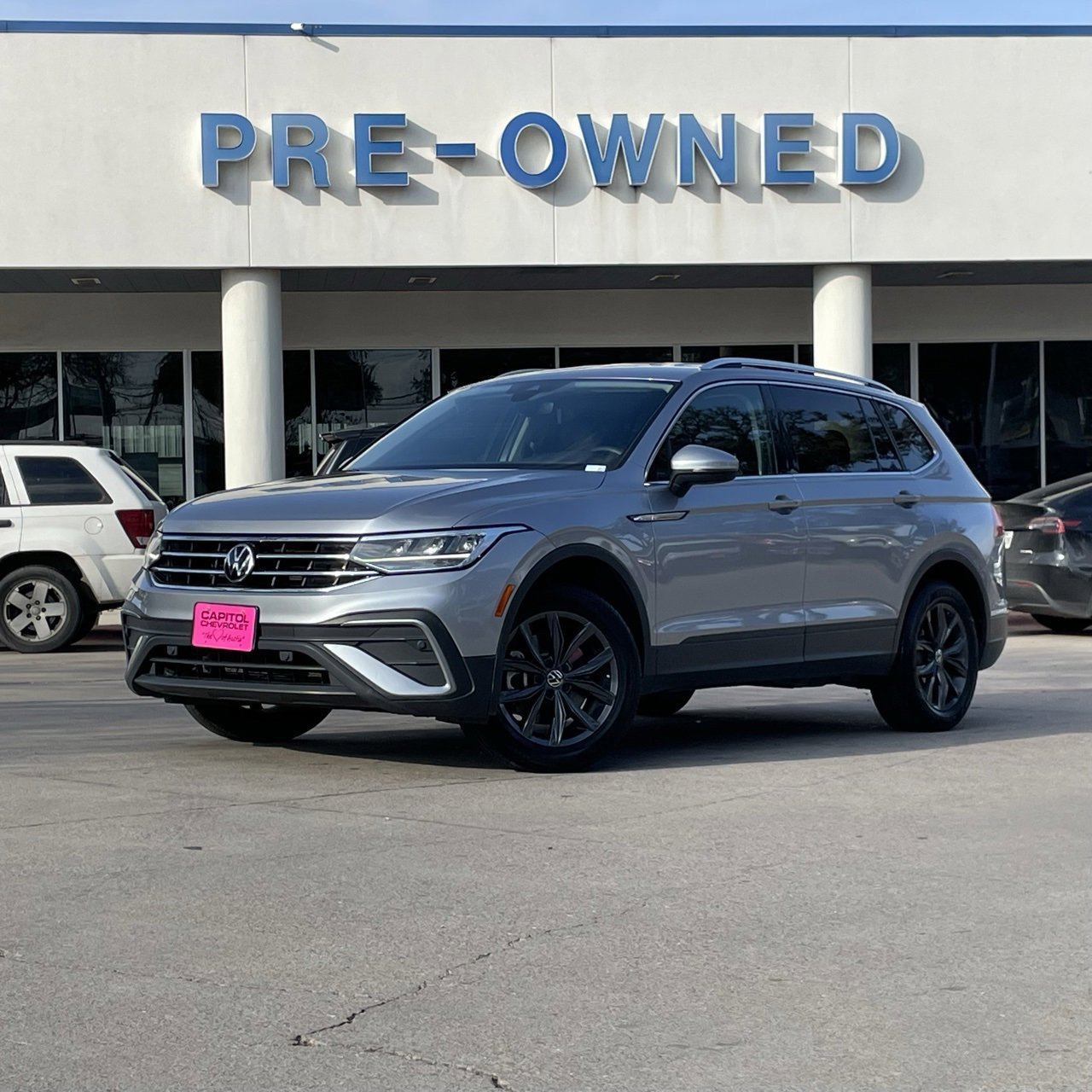 Used 2024 Volkswagen Tiguan SE