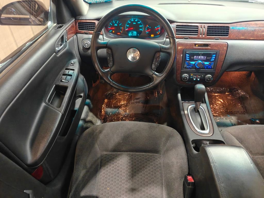 Used 2011 Chevrolet Impala LT image 4