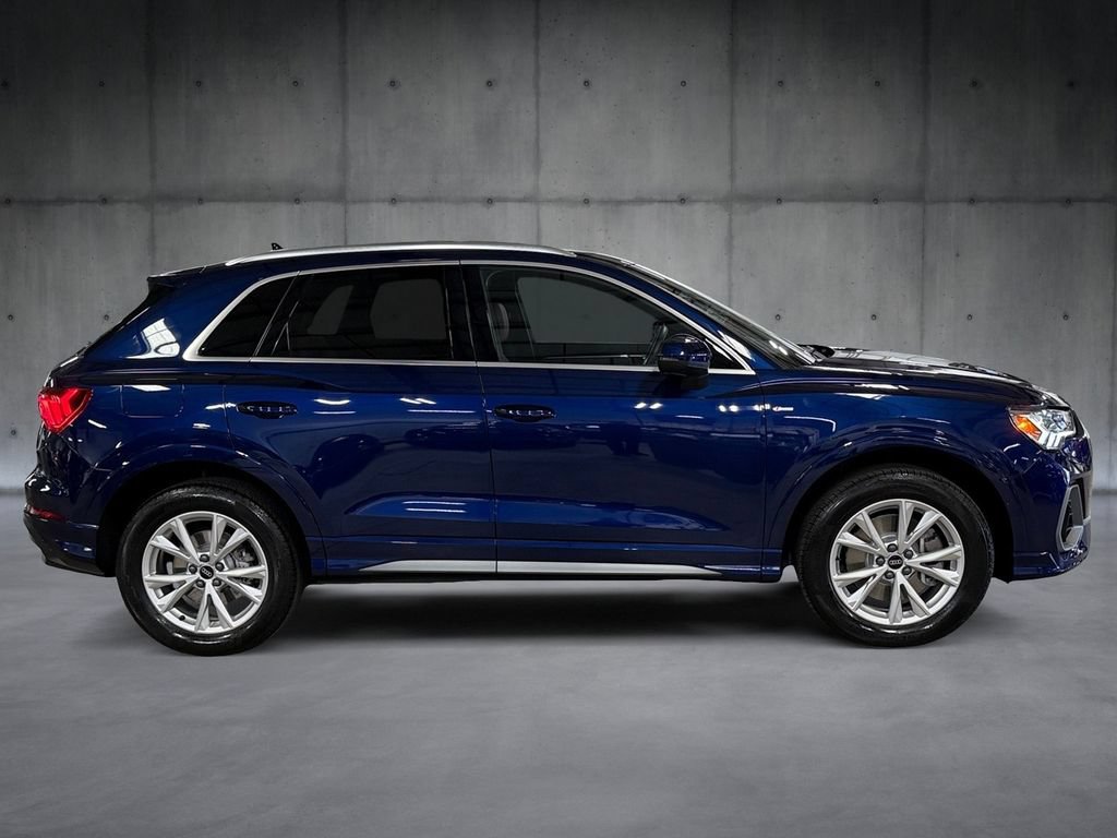 Certified 2025 Audi Q3 2.0T Premium w/ Convenience Package AWD/4WD image 6