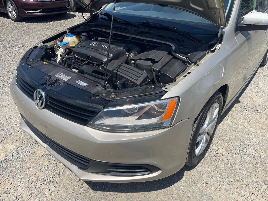 Used 2014 Volkswagen Jetta SE FWD image 23