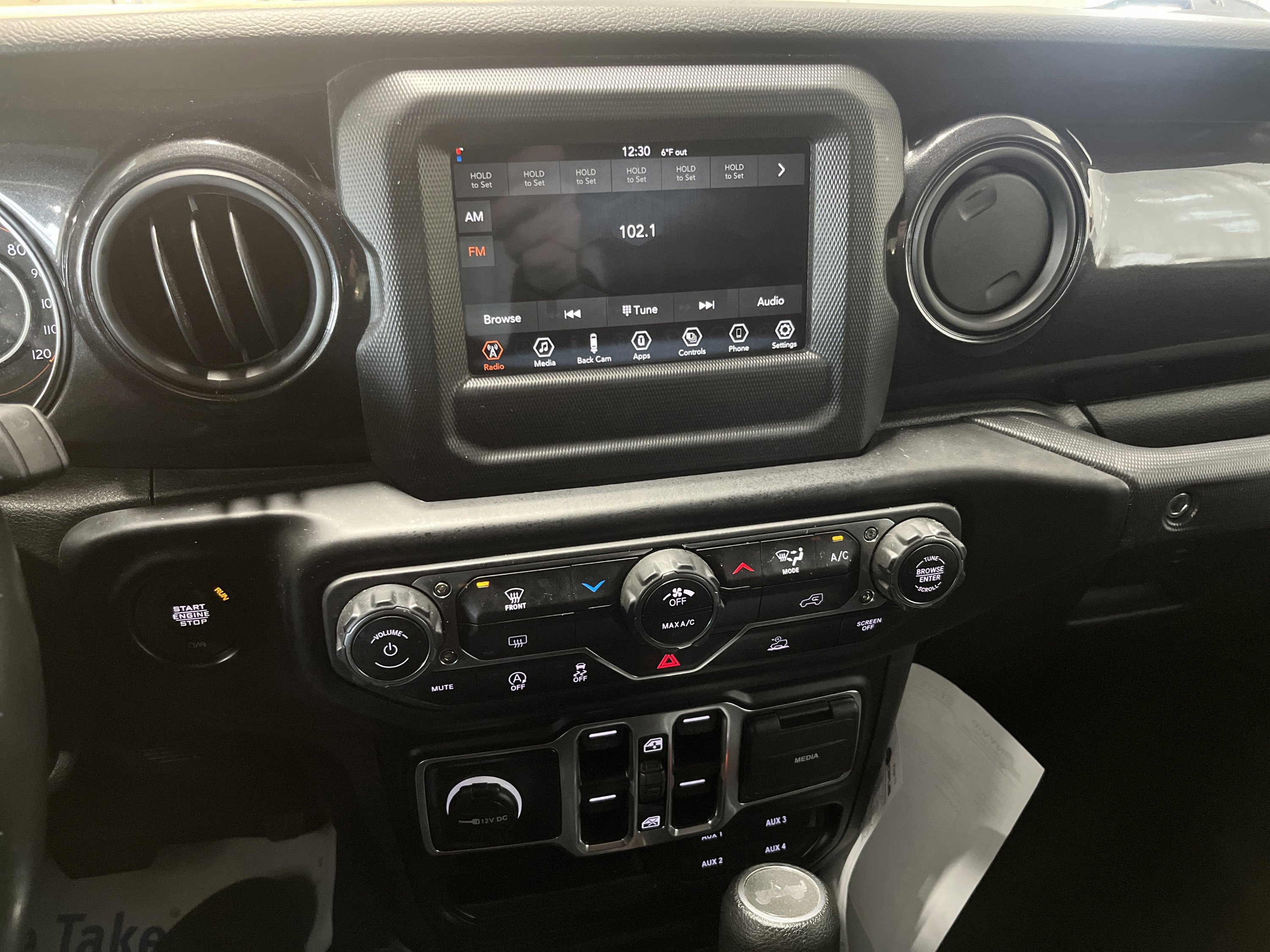Used 2022 Jeep Wrangler Unlimited Sport image 22