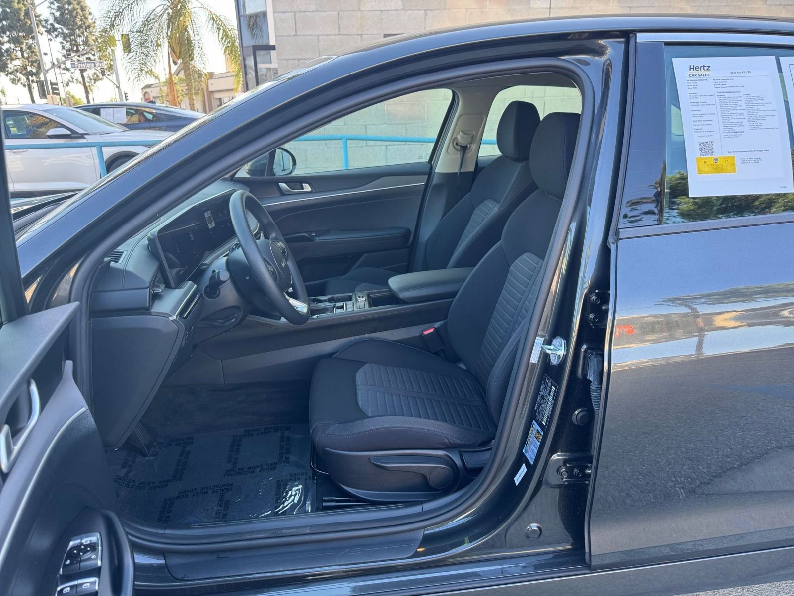 Used 2025 Kia K5 LXS image 27