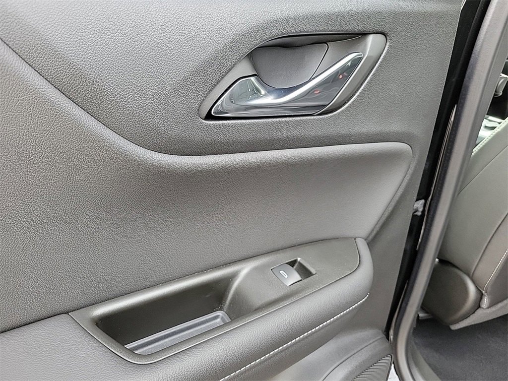 Used 2023 Chevrolet Blazer LT image 14