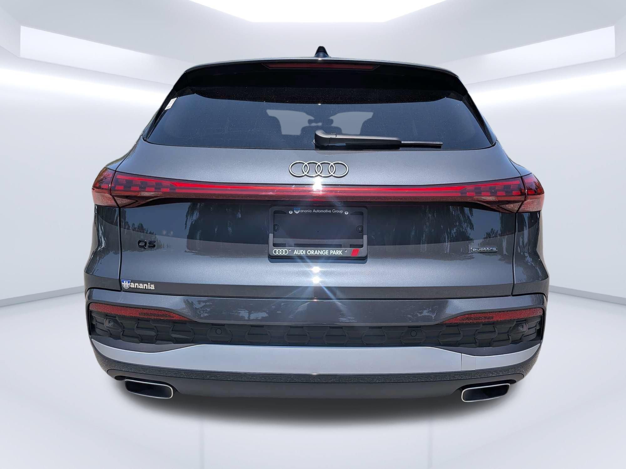 Certified 2025 Audi Q5 Premium Plus w/ Premium Plus AWD/4WD image 4