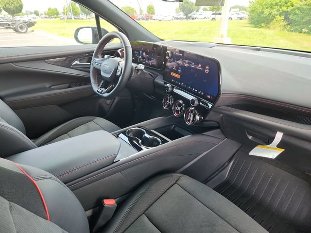 New 2026 Chevrolet Blazer EV RS w/ LPO, Blackout Package FWD image 19