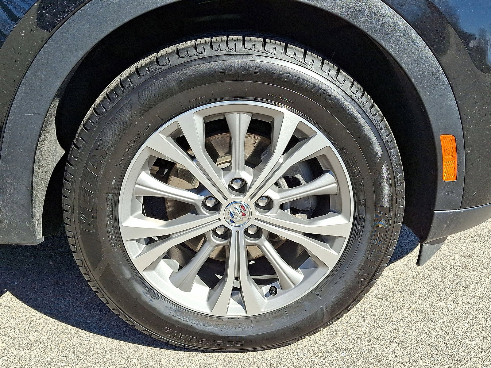 Used 2022 Buick Envision Preferred FWD image 33