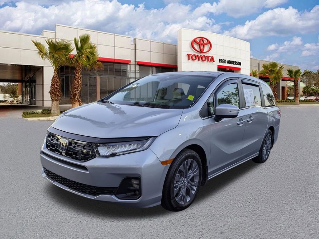 Used 2025 Honda Odyssey Touring image 8