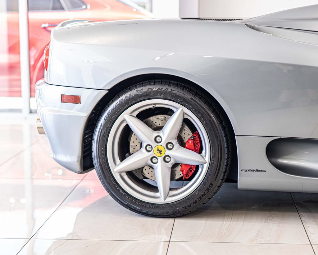 Used 2001 Ferrari 360 Spider RWD image 11