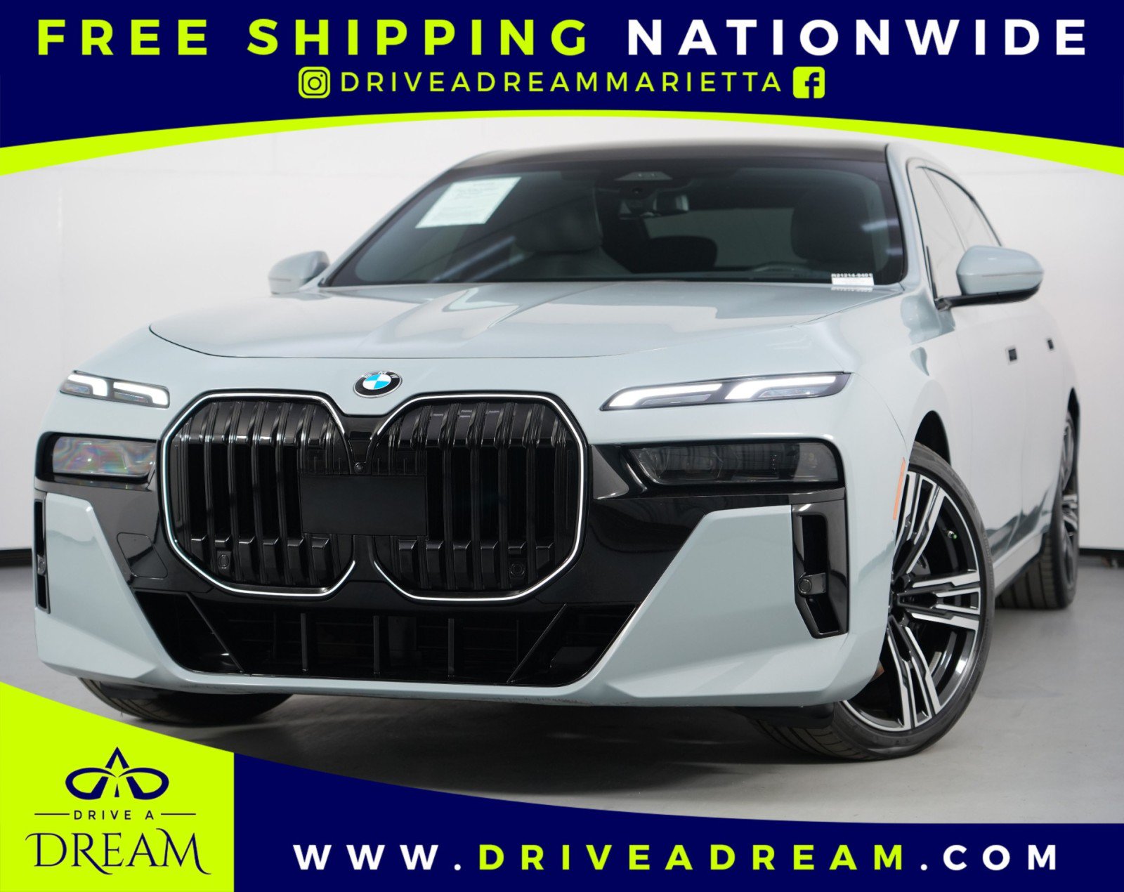 Used 2024 BMW 760i xDrive w/ Premium Package 2