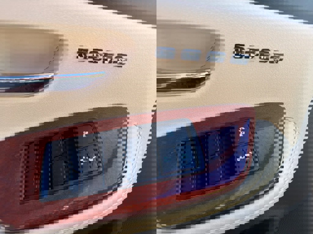 Used 2010 Lexus HS 250h Premium image 18