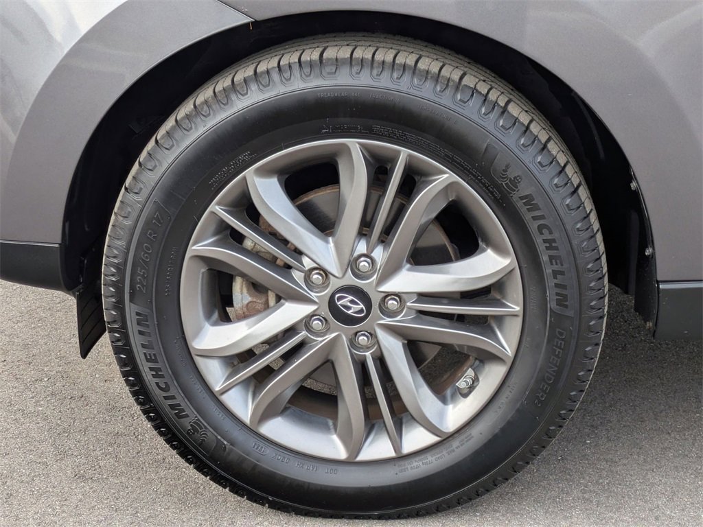 Used 2015 Hyundai Tucson SE image 10