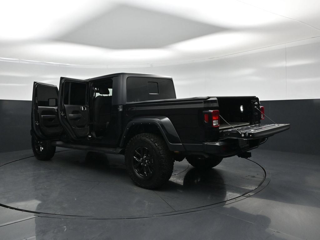 Used 2022 Jeep Gladiator Sport AWD/4WD image 30
