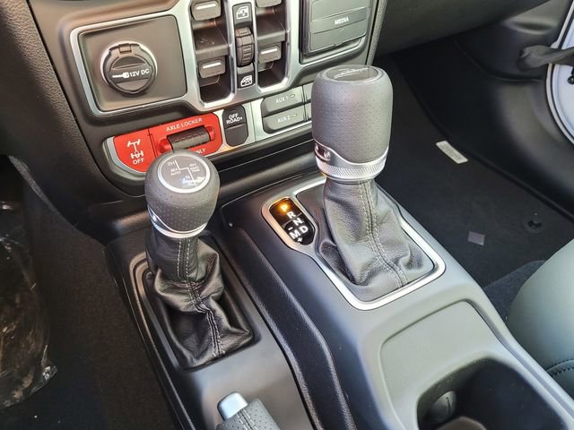 New 2026 Jeep Gladiator Mojave image 12