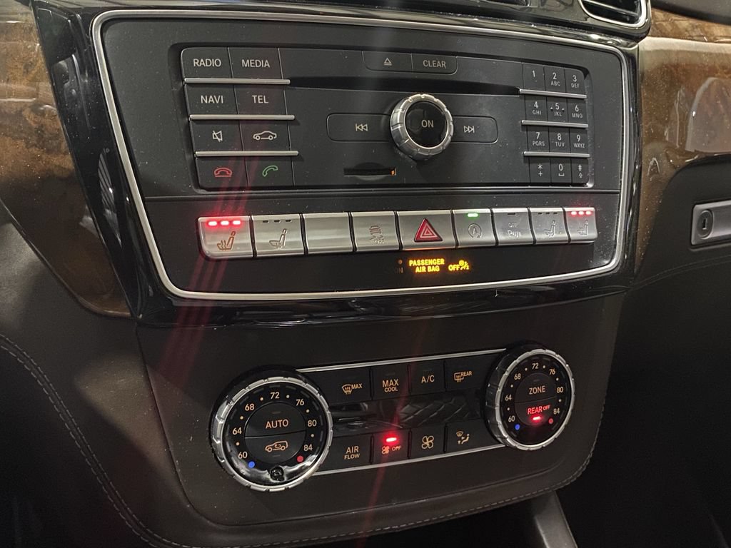 Used 2017 Mercedes-Benz GLS 550 4MATIC image 9