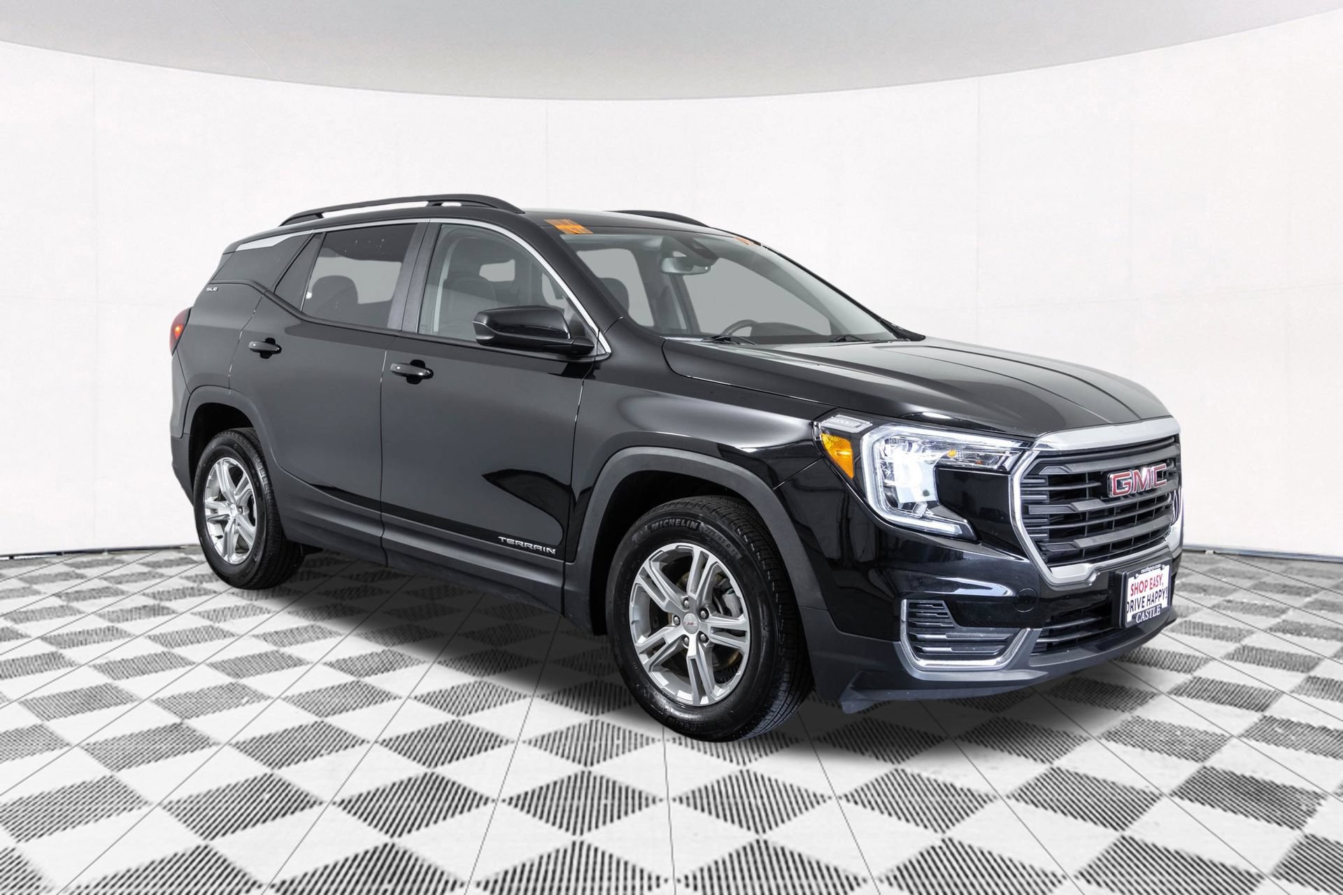 Used 2023 GMC Terrain SLE w/ Driver Convenience Package FWD image 22