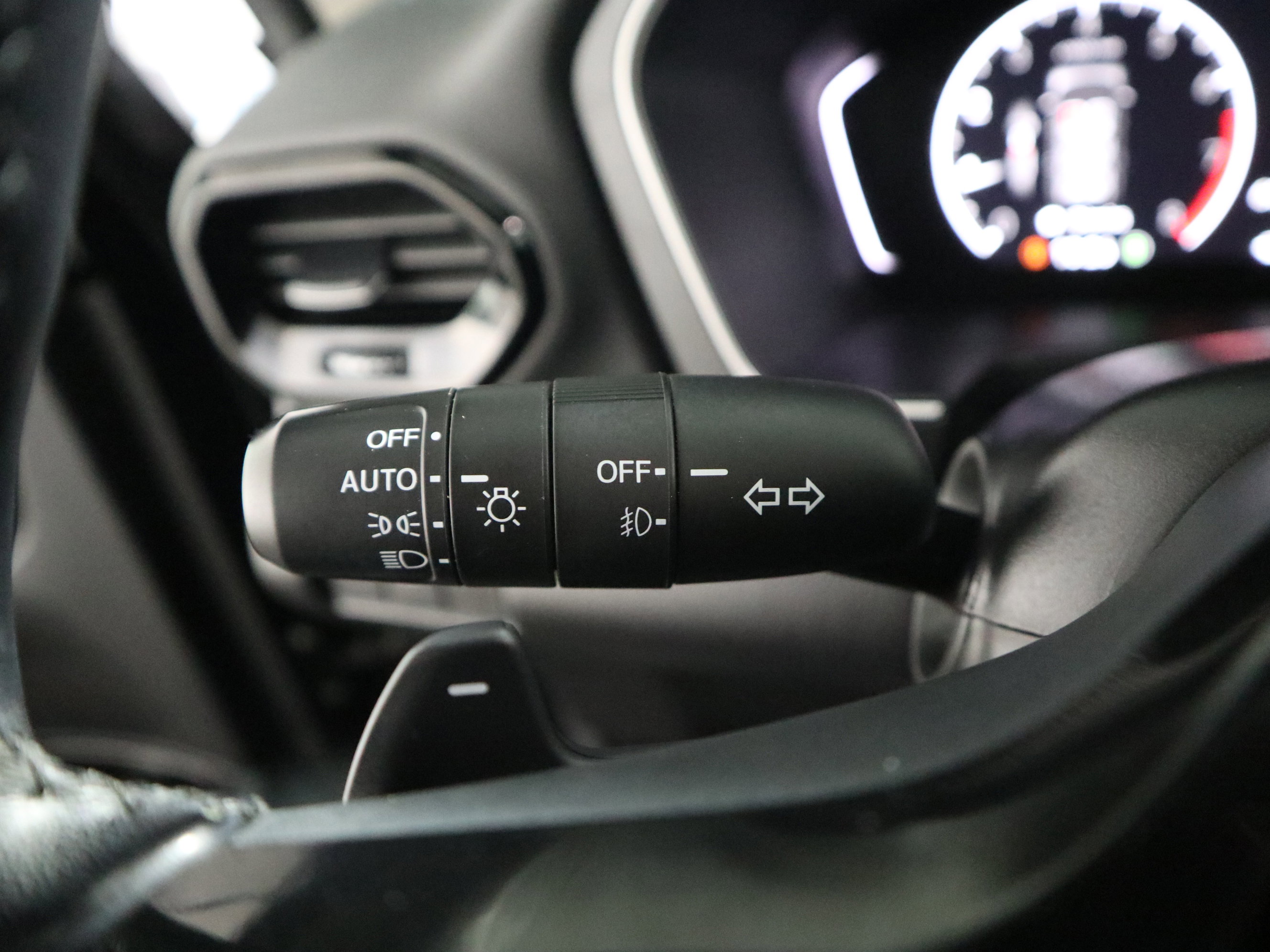 Used 2024 Honda Pilot EX-L image 25