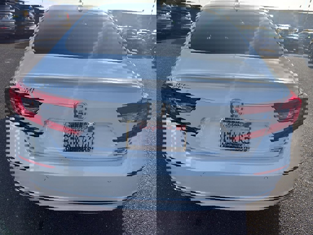 Used 2019 Honda Accord Touring image 5