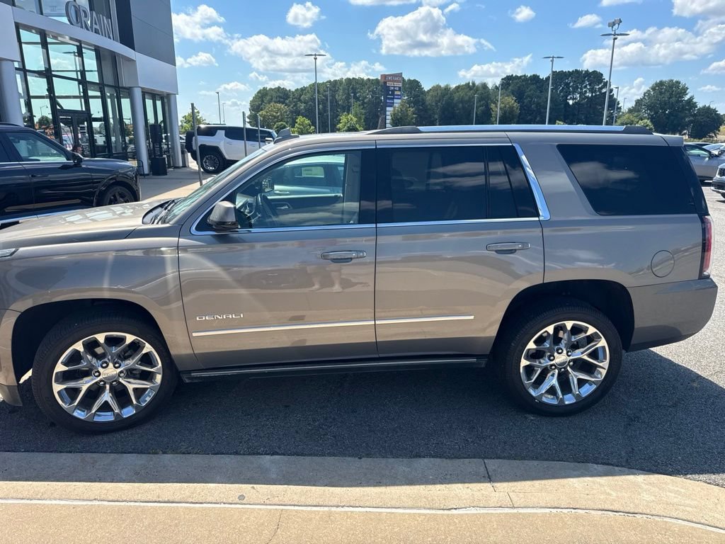 Used 2019 GMC Yukon Denali w/ Denali Ultimate Package AWD/4WD image 2