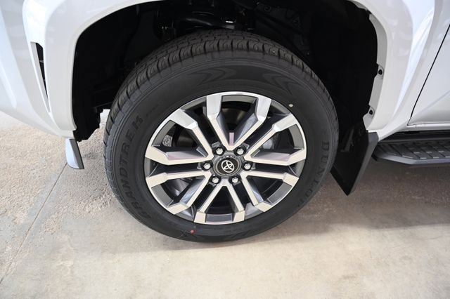 New 2026 Toyota 4Runner Limited AWD/4WD image 33