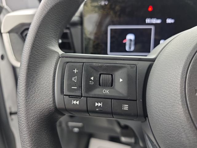 Used 2025 Nissan Kicks SV image 36