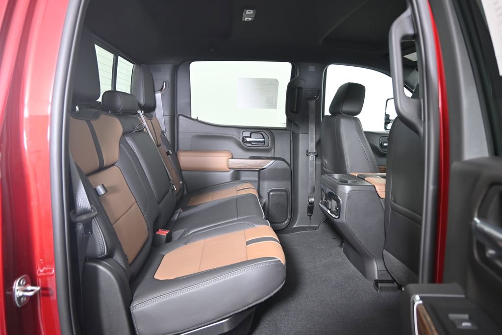 Used 2022 Chevrolet Silverado 1500 High Country w/ Technology Package image 16