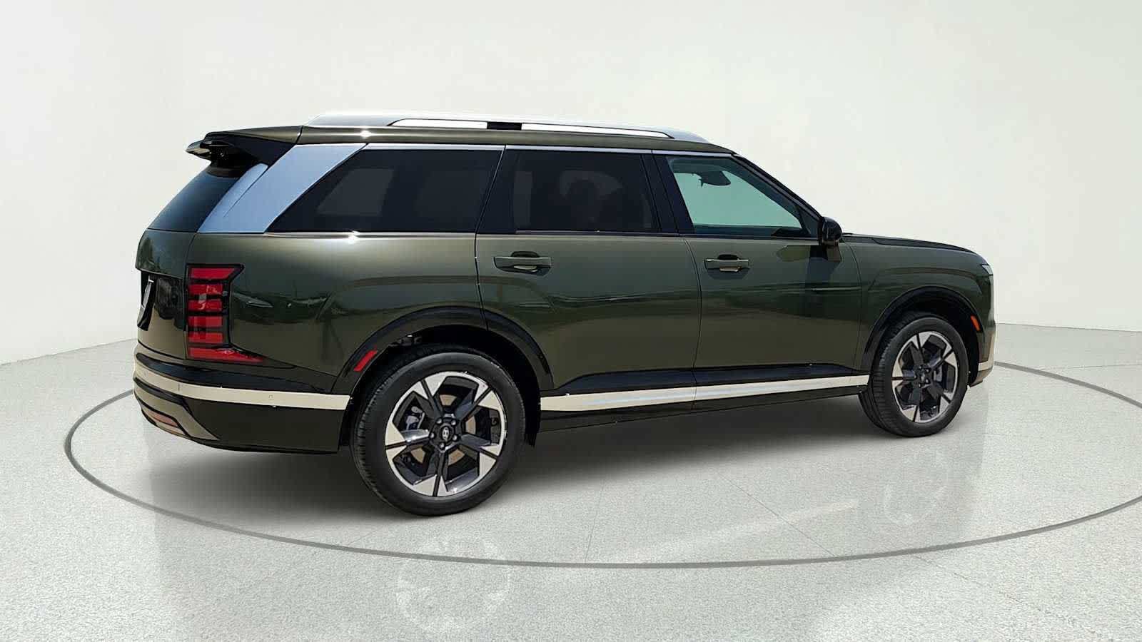 New 2026 Hyundai Palisade Limited FWD image 8