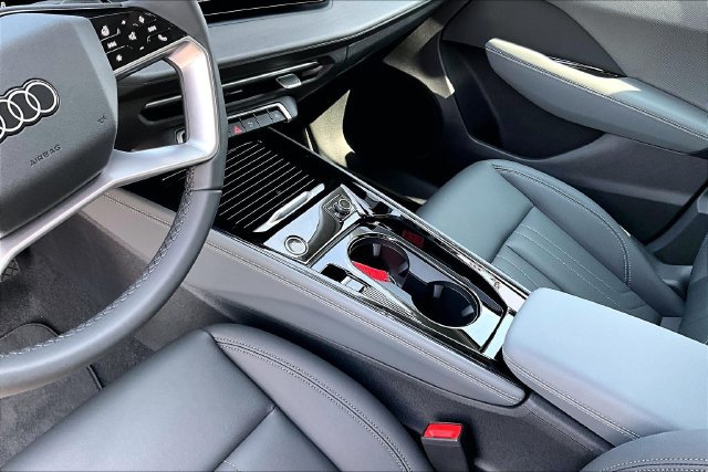 New 2026 Audi Q3 quattro 2.0T AWD/4WD image 14